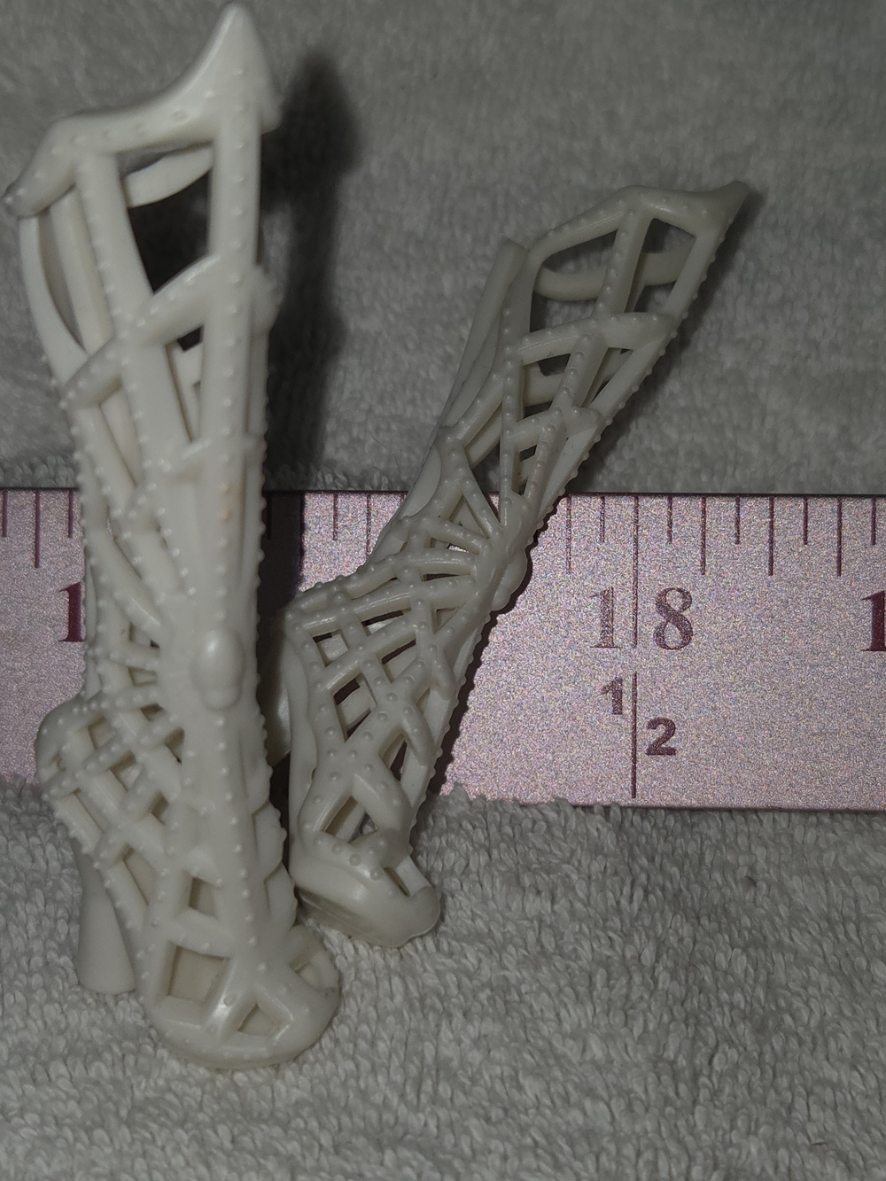 Mattel Monster High Wydowna Spider White Lattice Tall Doll Boots